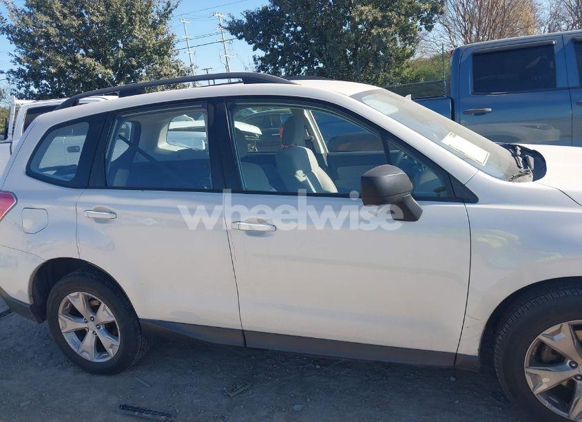 Photo 14 of 2015 Subaru Forester 2.5I (VIN JF2SJABC6FH492418)