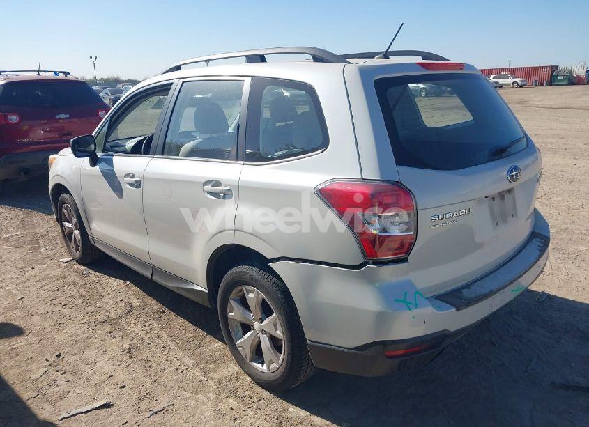 Photo 3 of 2015 Subaru Forester 2.5I (VIN JF2SJABC6FH492418)