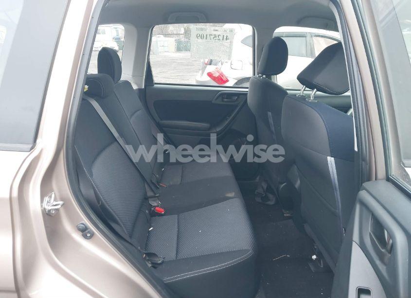 Photo 8 of 2016 Subaru Forester 2.5I (VIN JF2SJABC6GH539481)