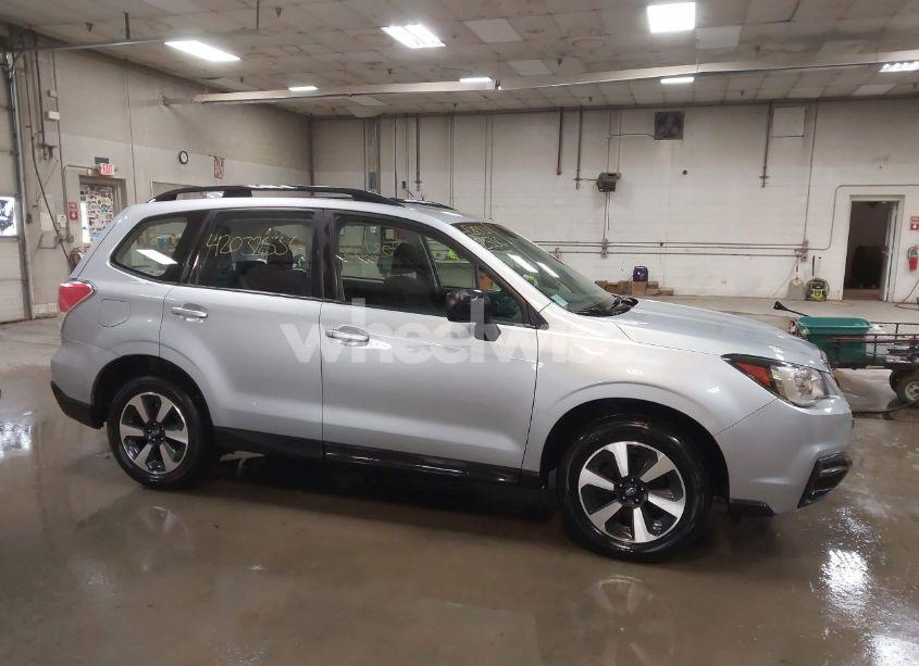Photo 13 of 2017 Subaru Forester 2.5I (VIN JF2SJABC6HH449023)