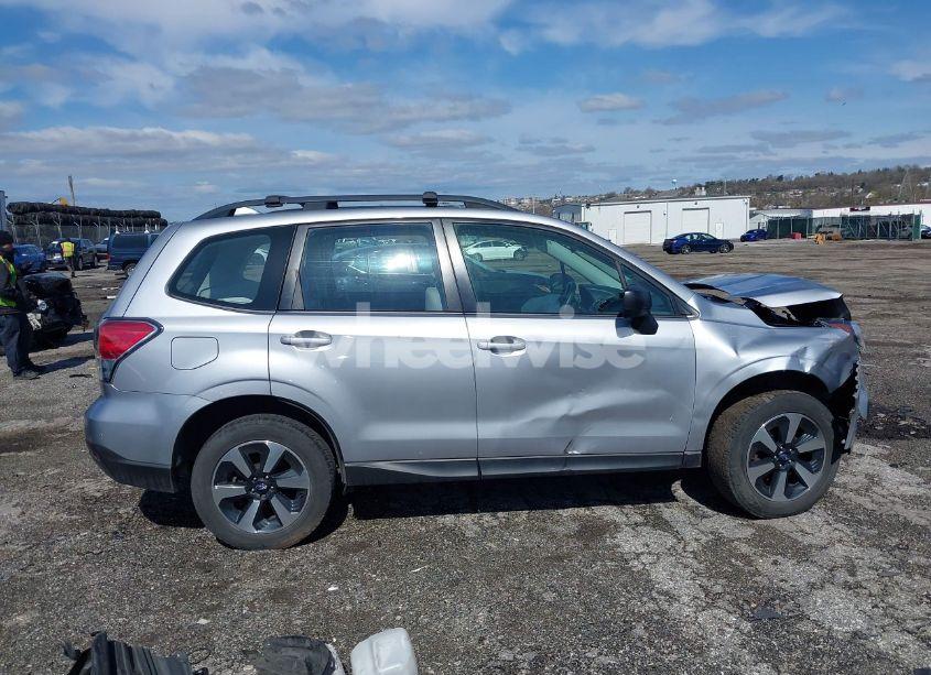 Photo 14 of 2017 Subaru Forester 2.5I (VIN JF2SJABC6HH451001)