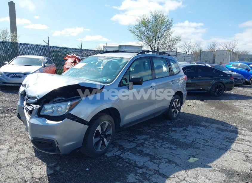 Photo 2 of 2017 Subaru Forester 2.5I (VIN JF2SJABC6HH451001)