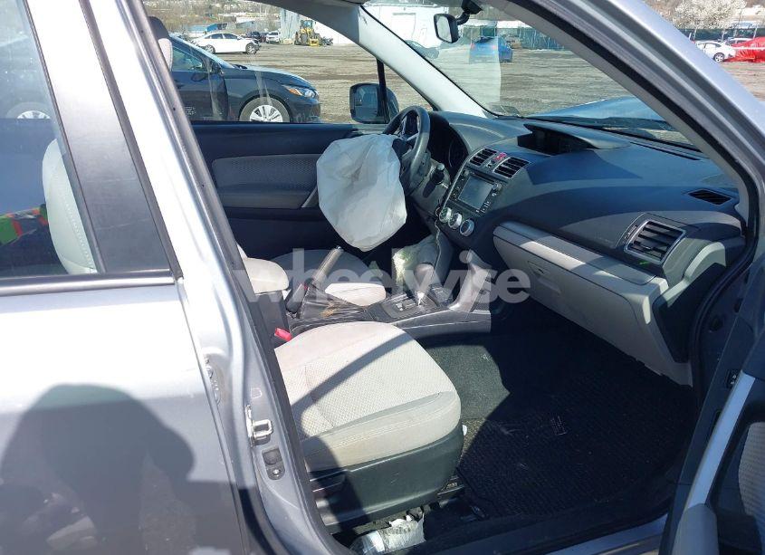 Photo 5 of 2017 Subaru Forester 2.5I (VIN JF2SJABC6HH451001)