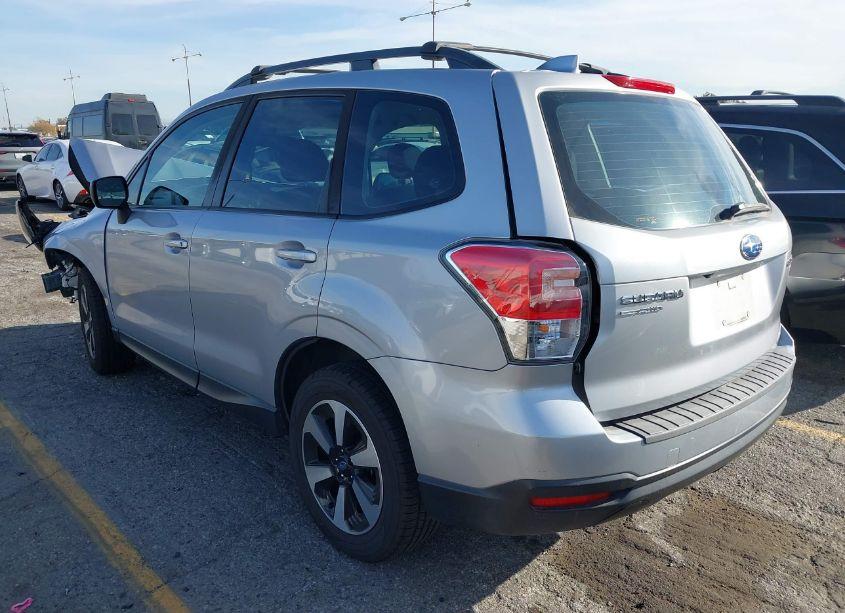 Photo 3 of 2017 Subaru Forester 2.5I (VIN JF2SJABC6HH456098)