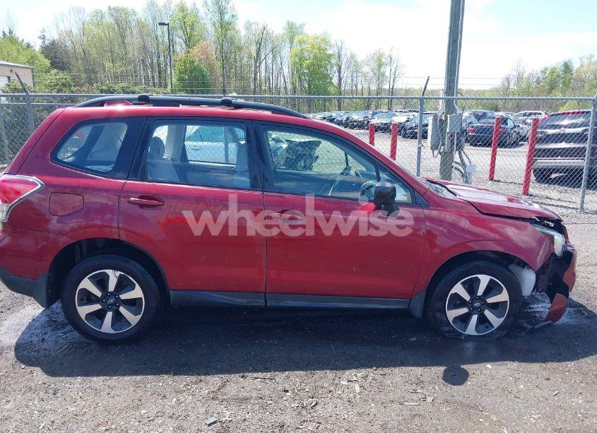 Photo 13 of 2017 Subaru Forester 2.5I (VIN JF2SJABC6HH559652)