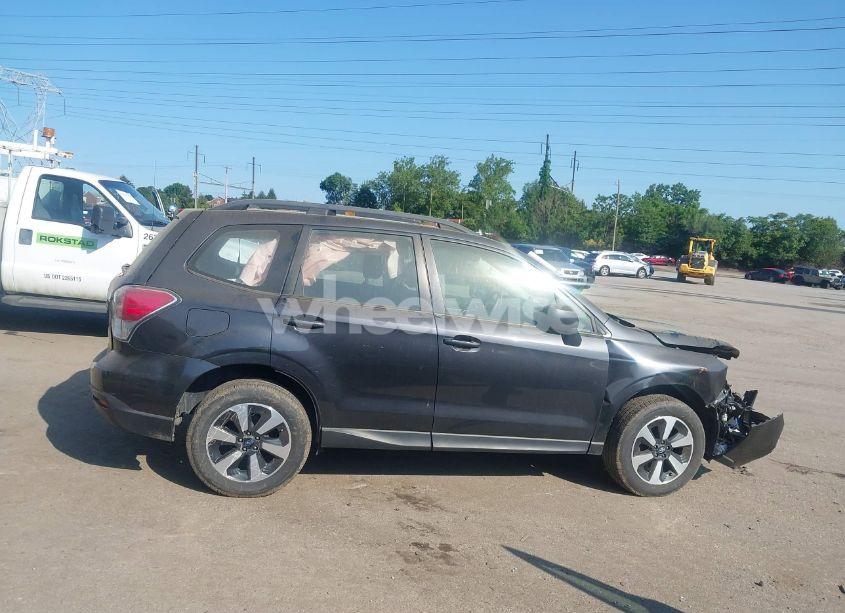 Photo 13 of 2018 Subaru Forester 2.5I (VIN JF2SJABC6JH422894)