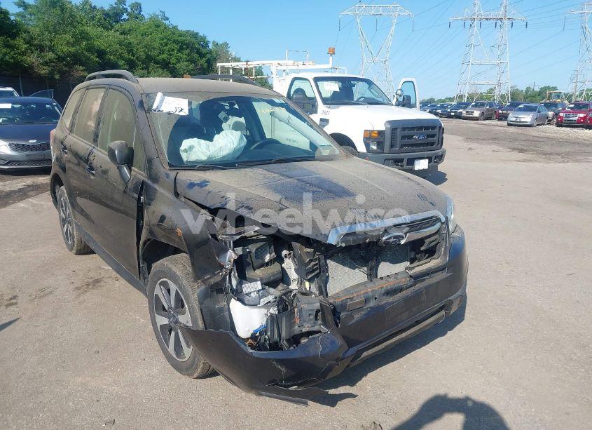 Photo 6 of 2018 Subaru Forester 2.5I (VIN JF2SJABC6JH422894)