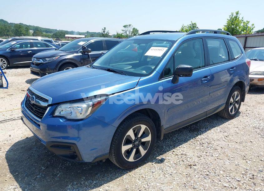 Photo 2 of 2018 Subaru Forester 2.5I (VIN JF2SJABC6JH458665)