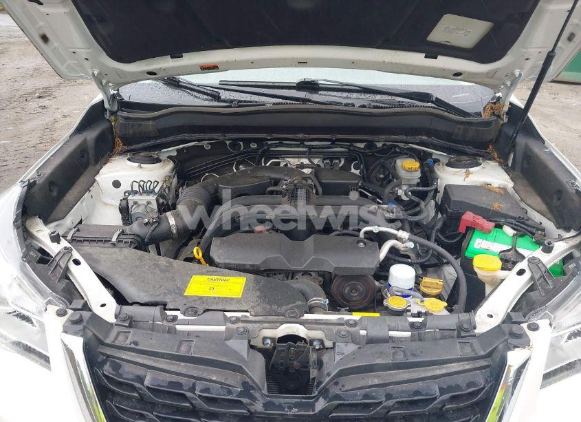 Photo 10 of 2018 Subaru Forester 2.5I (VIN JF2SJABC6JH467947)