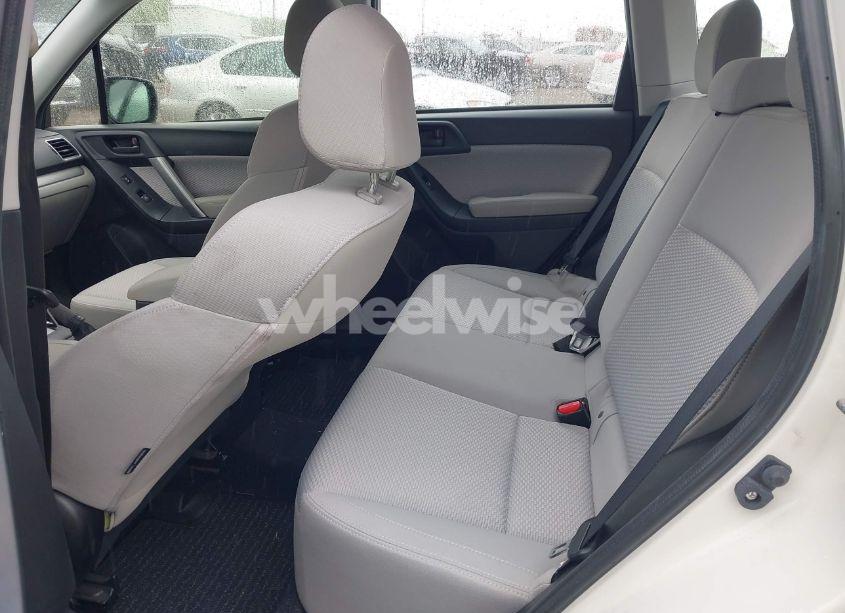 Photo 8 of 2018 Subaru Forester 2.5I (VIN JF2SJABC6JH467947)