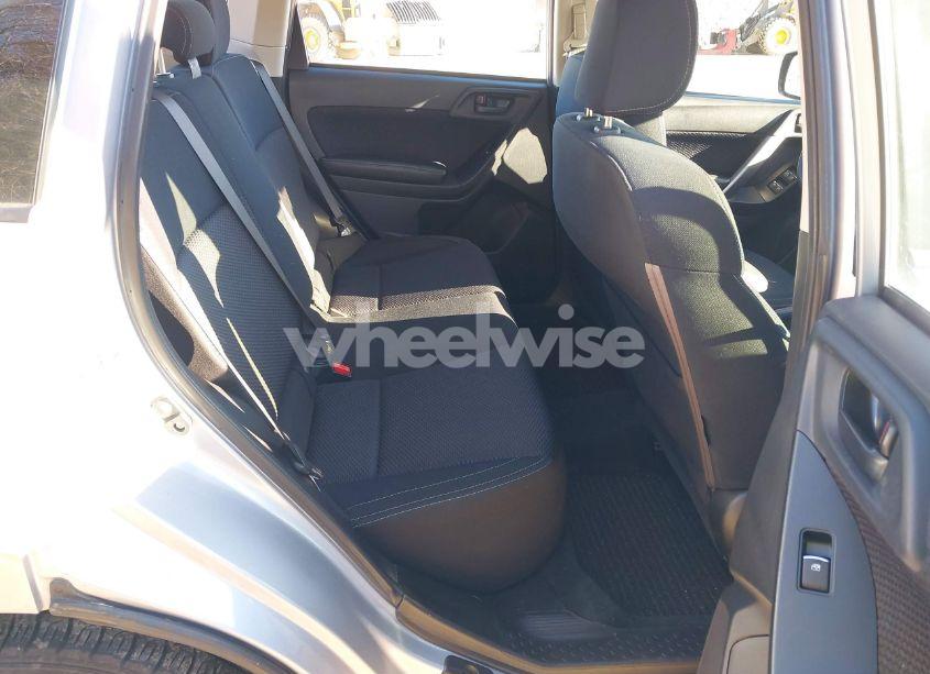 Photo 8 of 2018 Subaru Forester 2.5I (VIN JF2SJABC6JH492573)