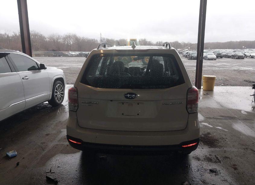 Photo 16 of 2018 Subaru Forester 2.5I (VIN JF2SJABC6JH576831)