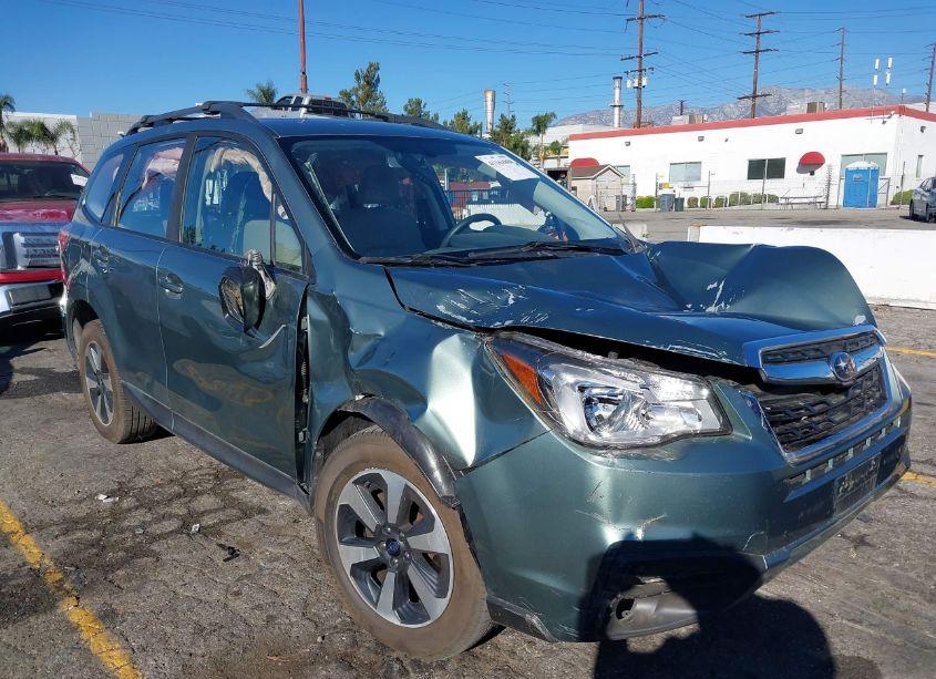 2017 Subaru Forester 2.5I (VIN JF2SJABC7HH438886) main photo