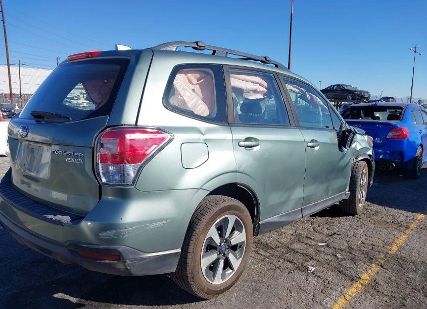 Photo 4 of 2017 Subaru Forester 2.5I (VIN JF2SJABC7HH438886)
