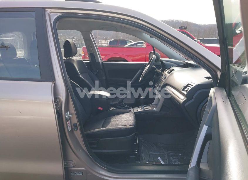 Photo 5 of 2015 Subaru Forester 2.5I (VIN JF2SJABC8FH582119)