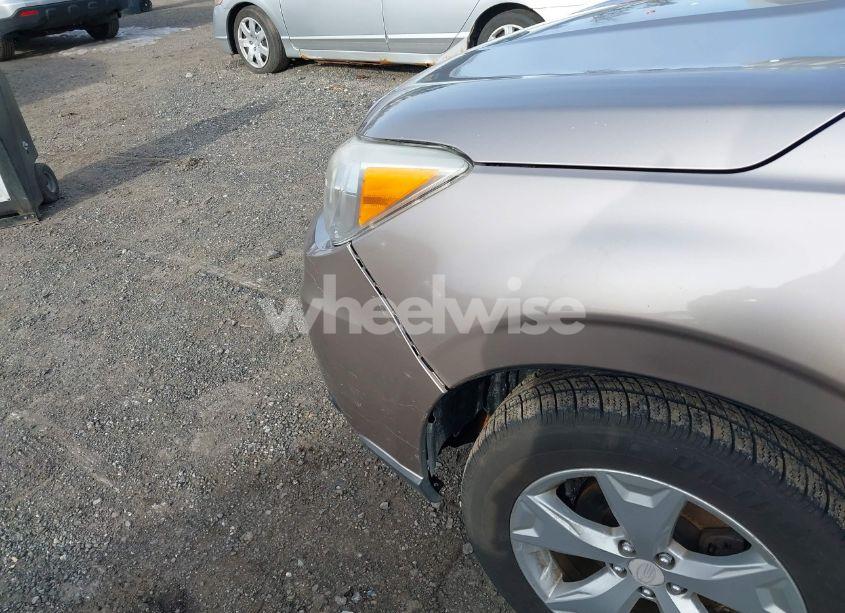 Photo 6 of 2015 Subaru Forester 2.5I (VIN JF2SJABC8FH582119)