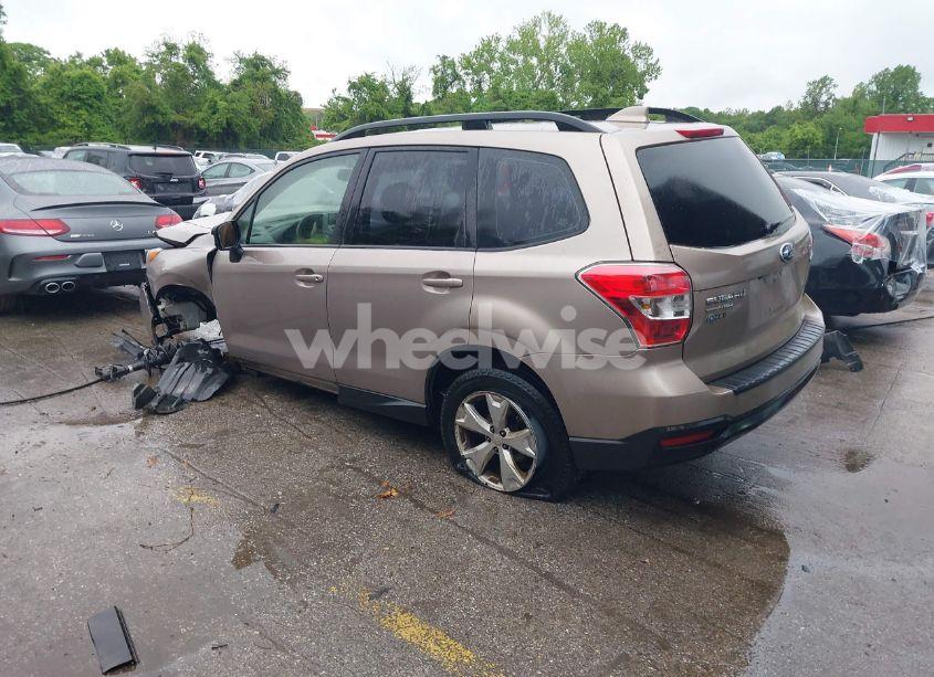 Photo 3 of 2016 Subaru Forester 2.5I (VIN JF2SJABC8GH508183)