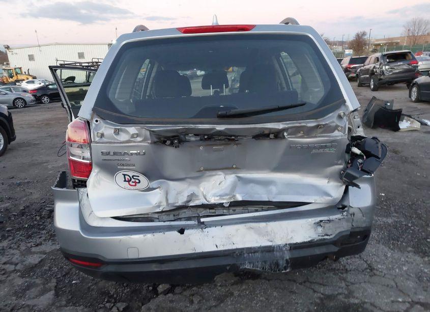 Photo 6 of 2016 Subaru Forester 2.5I (VIN JF2SJABC8GH518485)