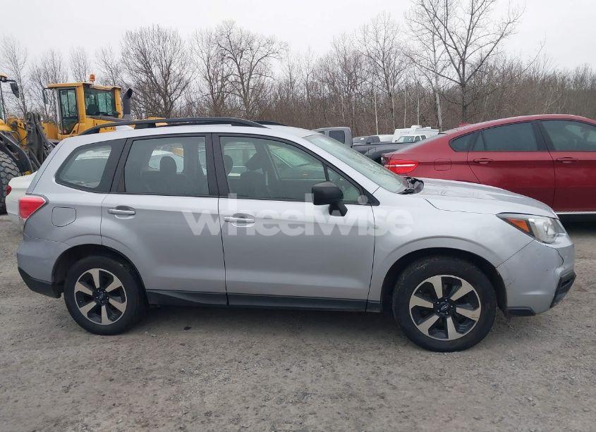Photo 13 of 2018 Subaru Forester 2.5I (VIN JF2SJABC8JH524178)