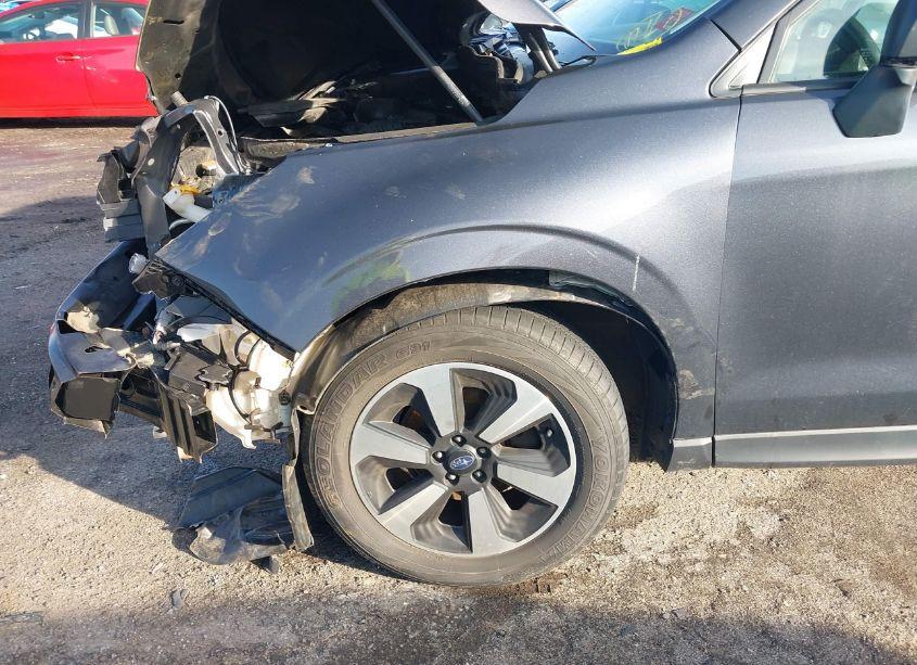 Photo 18 of 2018 Subaru Forester 2.5I (VIN JF2SJABC8JH589824)