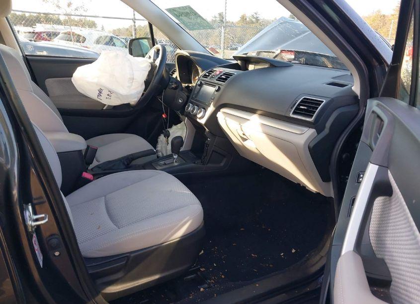 Photo 5 of 2018 Subaru Forester 2.5I (VIN JF2SJABC8JH589824)