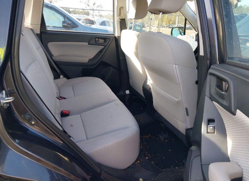 Photo 8 of 2018 Subaru Forester 2.5I (VIN JF2SJABC8JH589824)