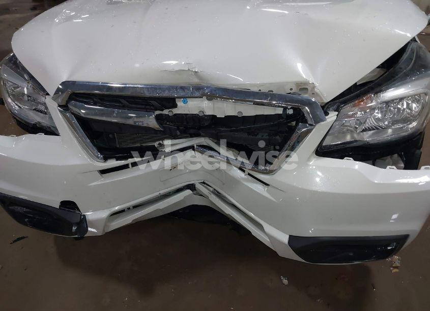 Photo 6 of 2017 Subaru Forester 2.5I (VIN JF2SJABC9HH472196)