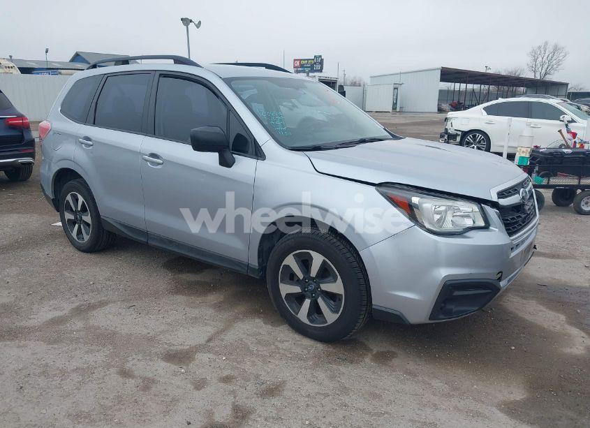 2017 Subaru Forester 2.5I (VIN JF2SJABC9HH487989) main photo