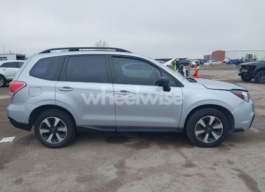 Photo 13 of 2017 Subaru Forester 2.5I (VIN JF2SJABC9HH487989)