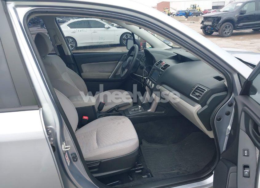 Photo 5 of 2017 Subaru Forester 2.5I (VIN JF2SJABC9HH487989)