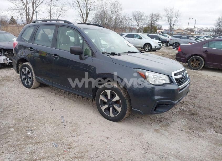 2017 Subaru Forester 2.5I (VIN JF2SJABC9HH492965) main photo