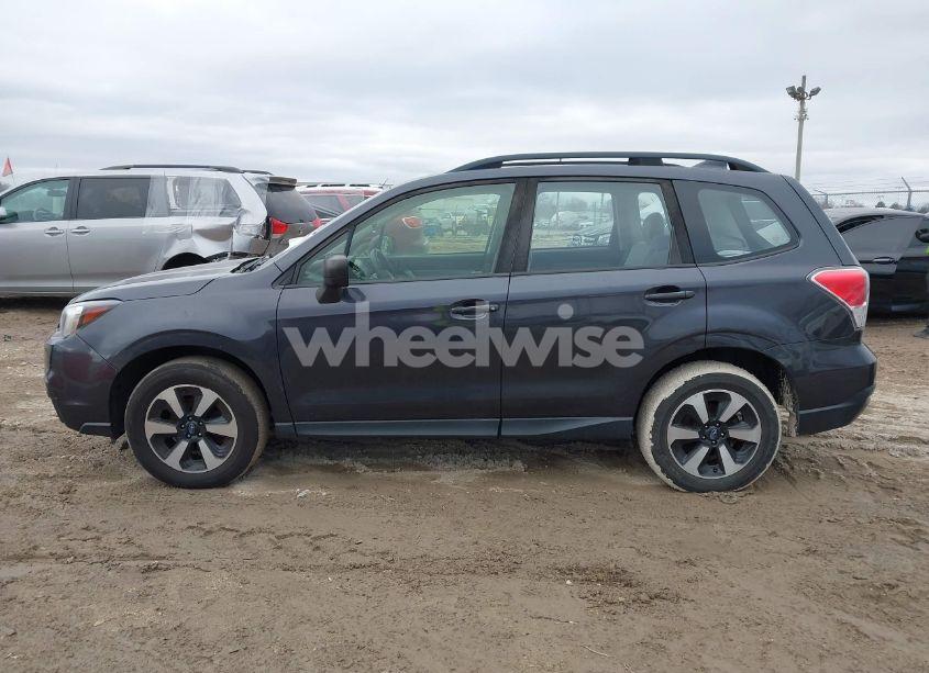 Photo 14 of 2017 Subaru Forester 2.5I (VIN JF2SJABC9HH492965)