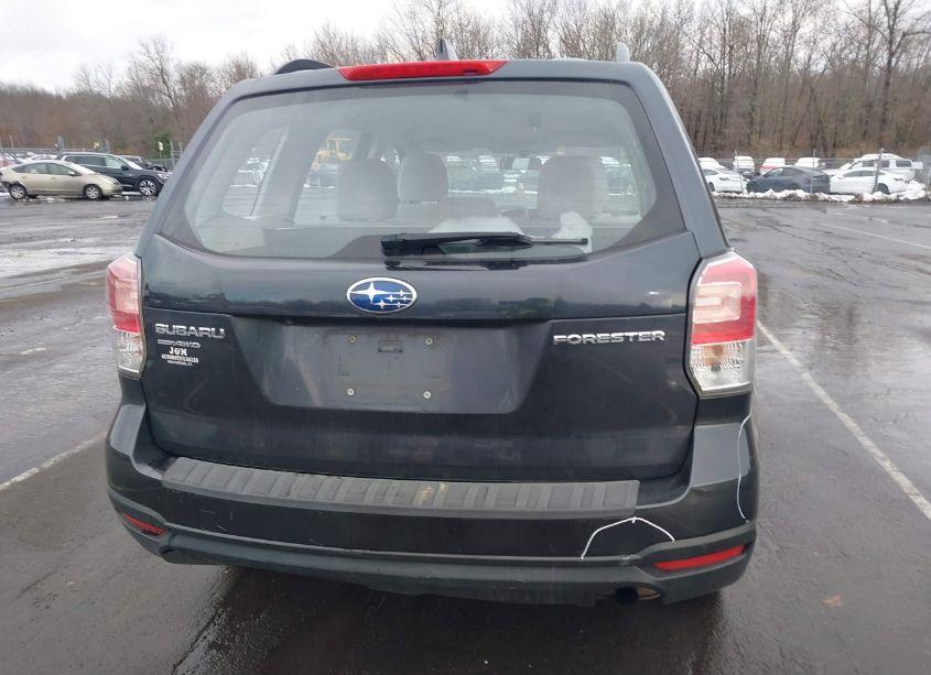 Photo 17 of 2018 Subaru Forester 2.5I (VIN JF2SJABC9JH431315)