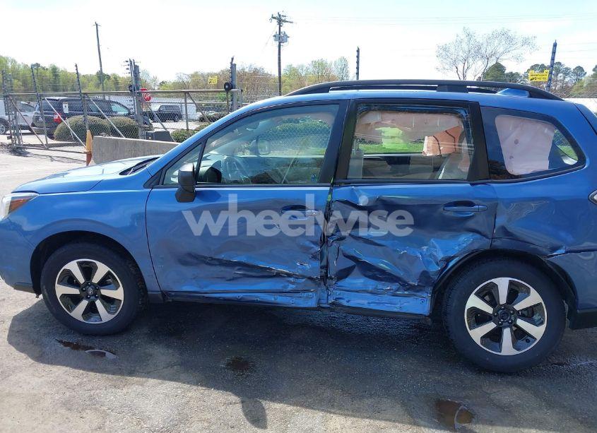 Photo 14 of 2018 Subaru Forester 2.5I (VIN JF2SJABC9JH525596)