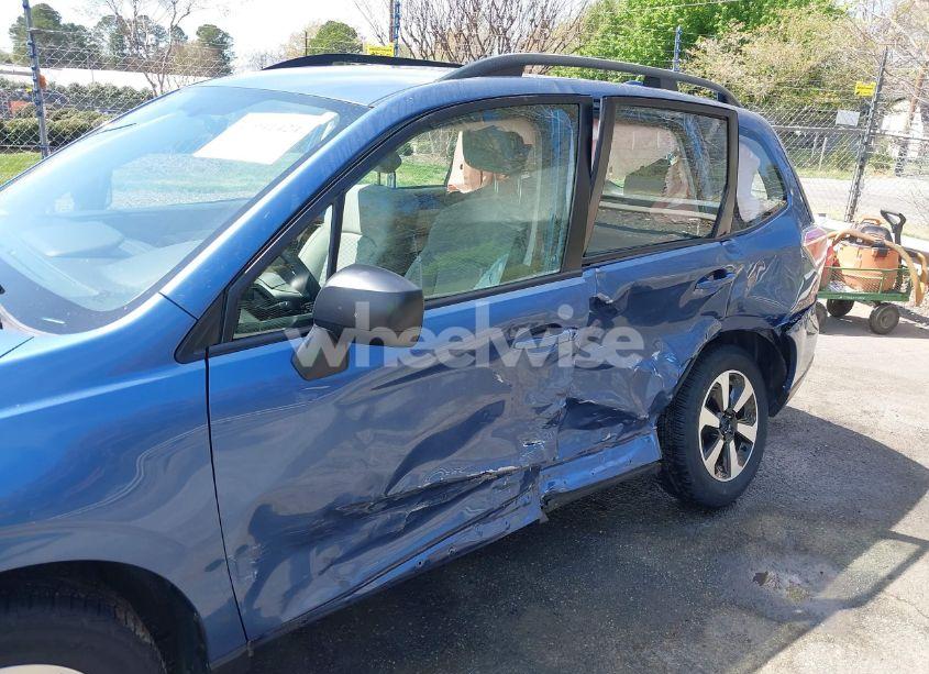 Photo 17 of 2018 Subaru Forester 2.5I (VIN JF2SJABC9JH525596)