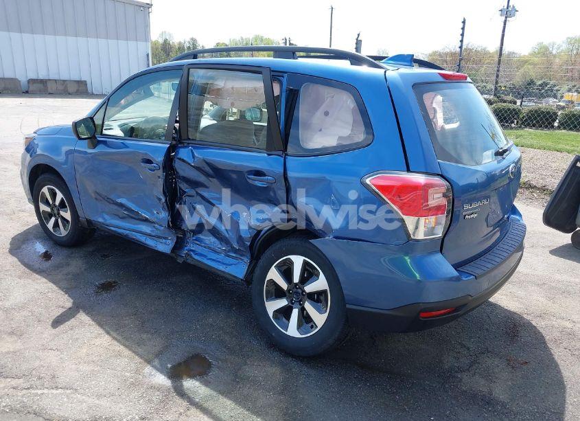 Photo 3 of 2018 Subaru Forester 2.5I (VIN JF2SJABC9JH525596)