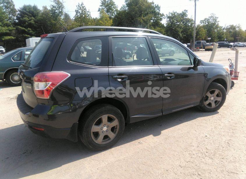 Photo 4 of 2015 Subaru Forester 2.5I (VIN JF2SJABCXFH488145)