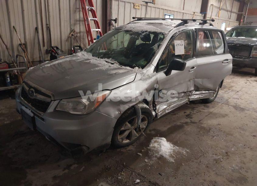 Photo 2 of 2015 Subaru Forester 2.5I (VIN JF2SJABCXFH495399)