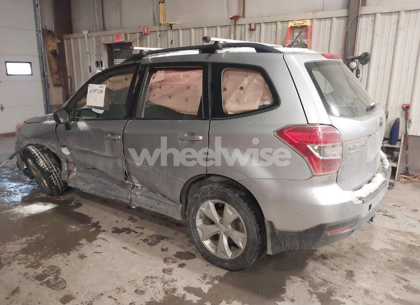 Photo 3 of 2015 Subaru Forester 2.5I (VIN JF2SJABCXFH495399)