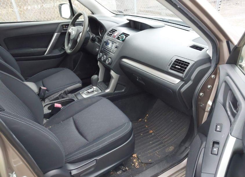 Photo 5 of 2015 Subaru Forester 2.5I (VIN JF2SJABCXFH598242)