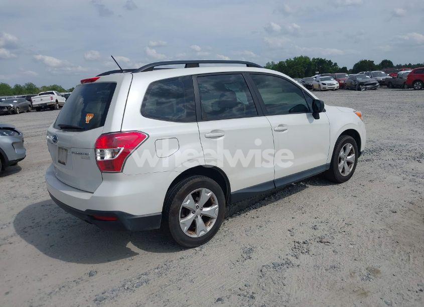 Photo 4 of 2015 Subaru Forester 2.5I (VIN JF2SJABCXFH842343)