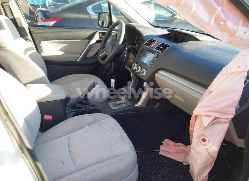 Photo 5 of 2016 Subaru Forester 2.5I (VIN JF2SJABCXGH500537)