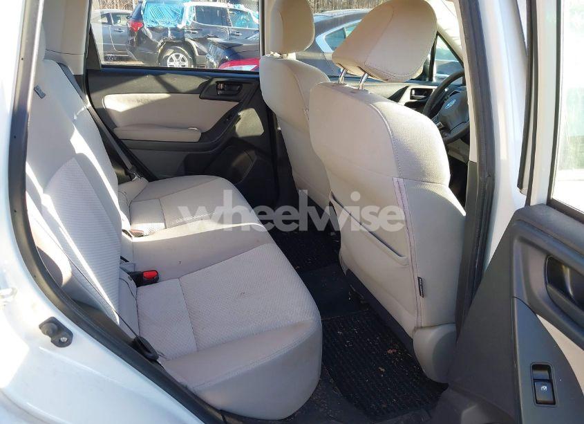 Photo 8 of 2016 Subaru Forester 2.5I (VIN JF2SJABCXGH500537)