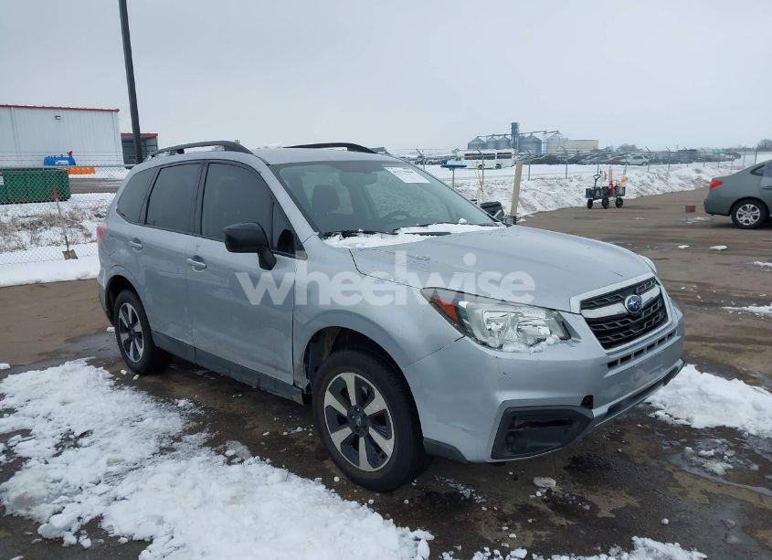 2017 Subaru Forester 2.5I (VIN JF2SJABCXHH448425) main photo