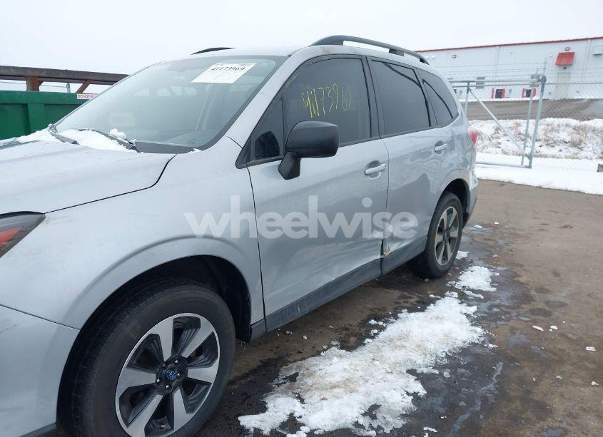 Photo 18 of 2017 Subaru Forester 2.5I (VIN JF2SJABCXHH448425)