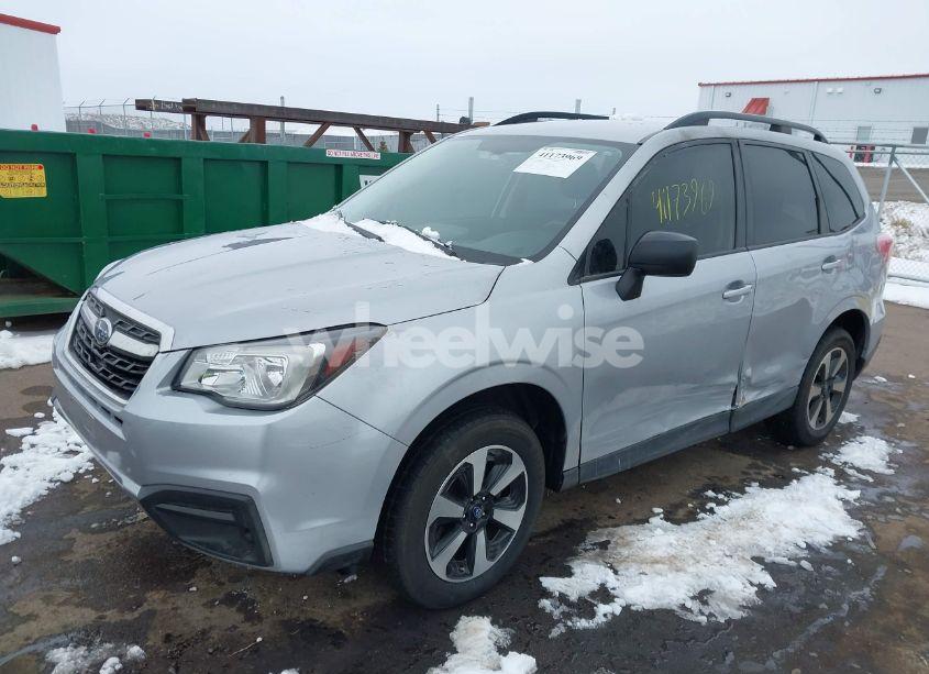 Photo 2 of 2017 Subaru Forester 2.5I (VIN JF2SJABCXHH448425)