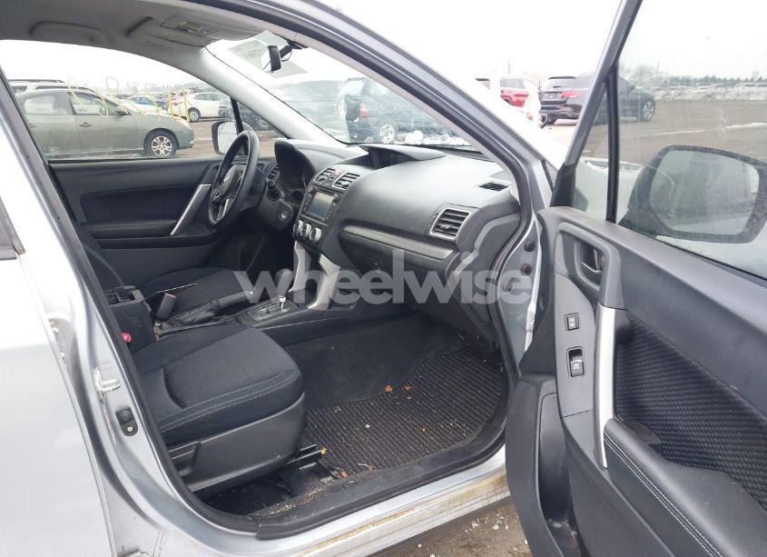 Photo 5 of 2017 Subaru Forester 2.5I (VIN JF2SJABCXHH448425)