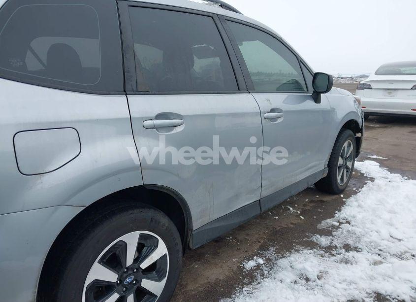 Photo 6 of 2017 Subaru Forester 2.5I (VIN JF2SJABCXHH448425)