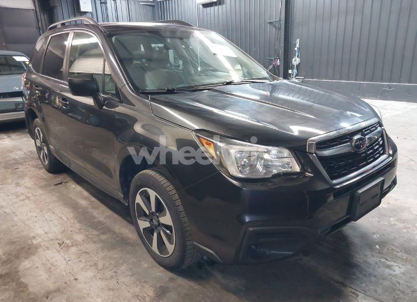 2018 Subaru Forester 2.5I (VIN JF2SJABCXJH534016) main photo