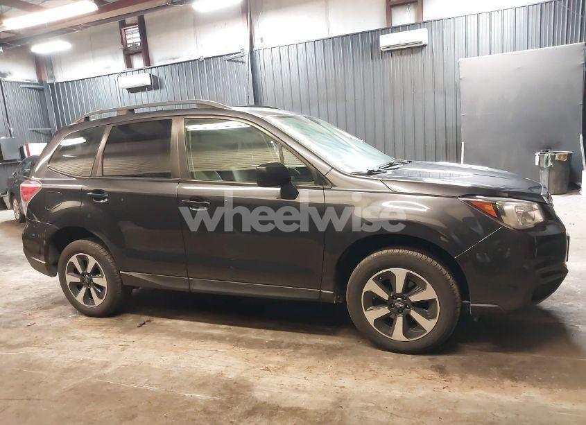 Photo 13 of 2018 Subaru Forester 2.5I (VIN JF2SJABCXJH534016)